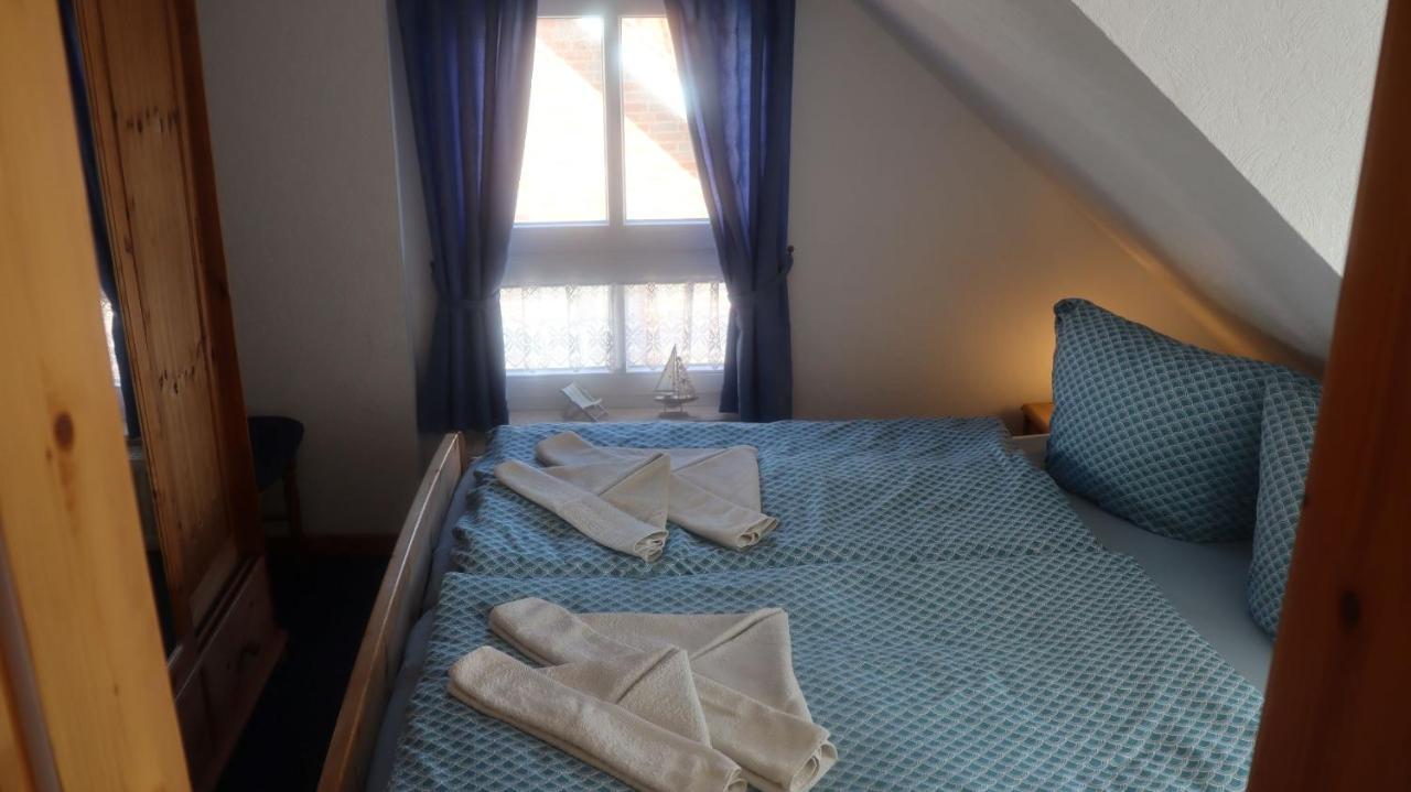 Ferienwohnung " Lee " Neuharlingersiel Luaran gambar