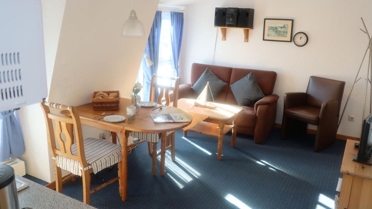 Ferienwohnung " Lee " Neuharlingersiel Luaran gambar